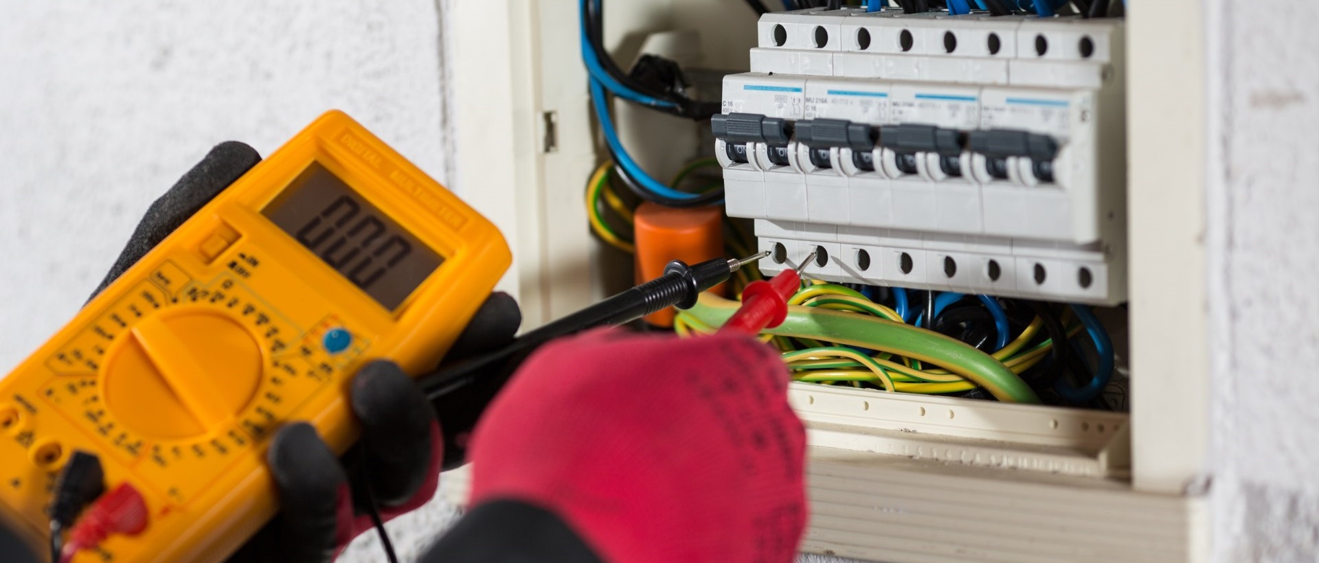 Electricians KT11